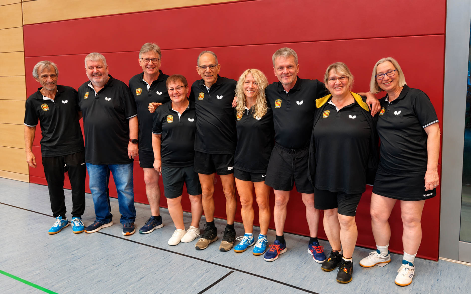 Die BaTTV-Teams beim Deutschlandpokal 60+ in Eberswalde. Mit dabei: Seniorenwart Karl-Heinz Gille (2. v. l.).